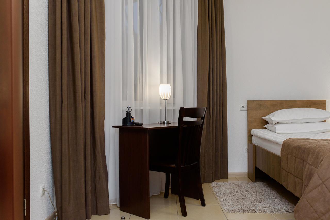 M&M Aparthotel ซูมี ภายนอก รูปภาพ